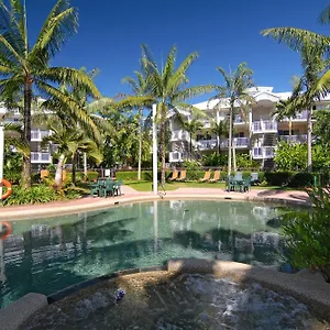 Cairns Beach Resort Апарт-отель
